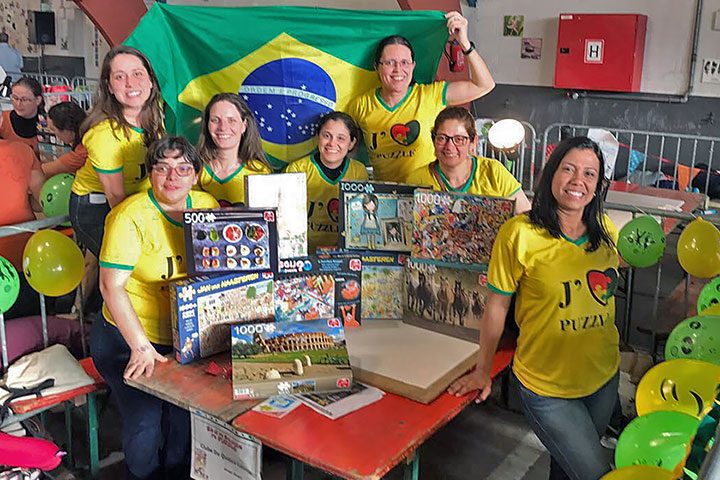 Equipe brasileira no campeonato mundial de quebra-cabeças na Bélgica 2017